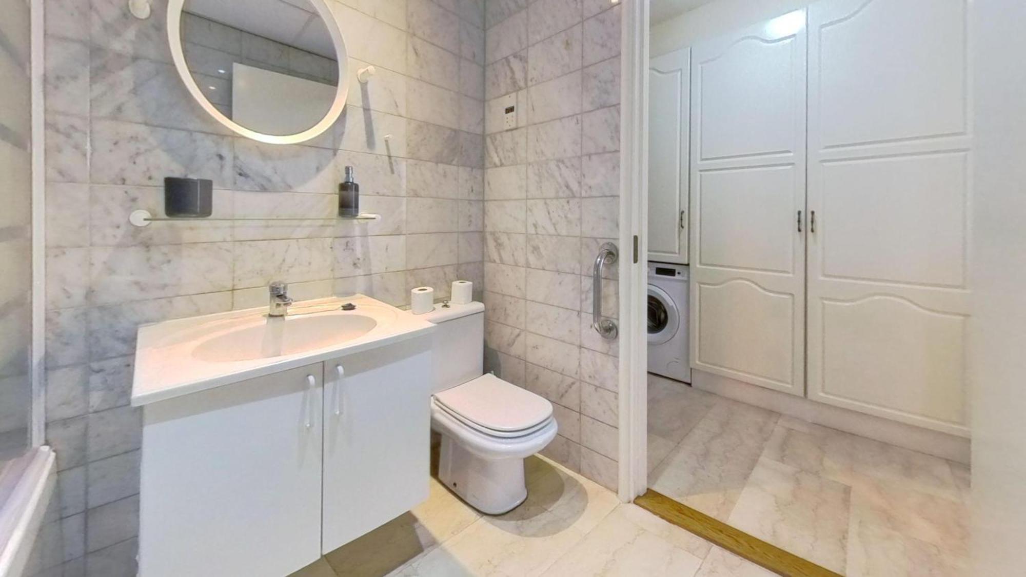 New With Ac Central Suites With Pool Access And Squash Courts! Sleeps Family Or 4 Guests Gibraltar Exterior photo